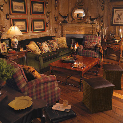 Traditional Family Room Traditional cabin