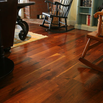Traditional Plank Walnut Hardwood Flooring