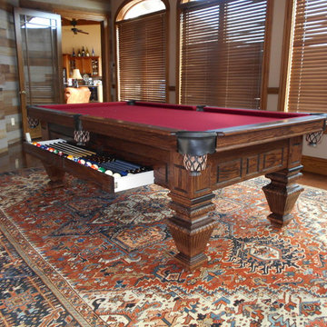 Traditional Style Pooltable