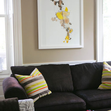 Transitional Cozy Family Room