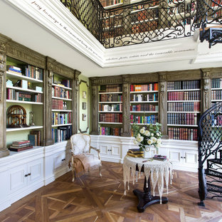 Design ideas for a victorian family room in Newcastle - Maitland.