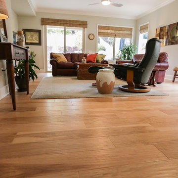 Wide Plank Natural Hickory