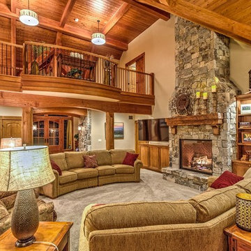 Woodland, WA Rustic Estate