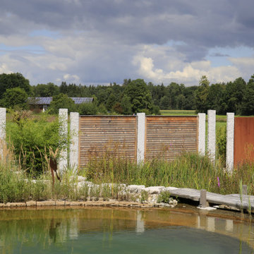 Eine Gartenoase rund um den eigenen Badeteich