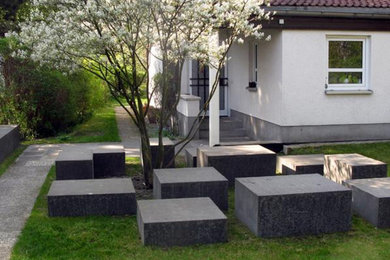 ベルリンにあるコンテンポラリースタイルのおしゃれな庭の写真