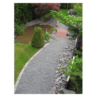 Gartenanlage mit Schieferplatten, Saarland Asiatisch Garten