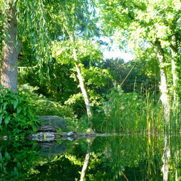 Gartenanlage mit Schwimmteich in Hamburg Wohldorf