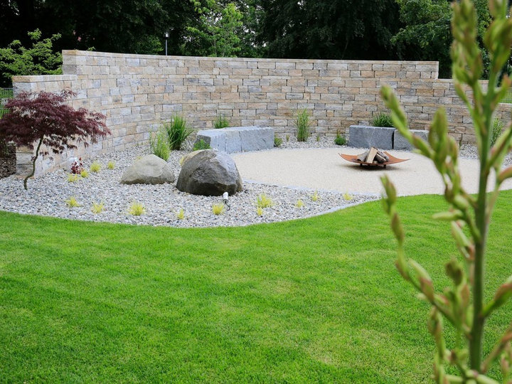 Landscape Retaining Walls