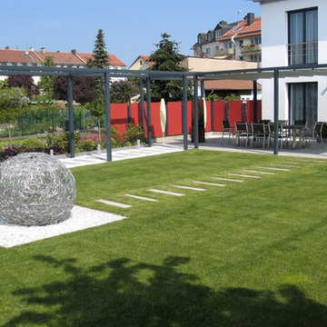 Moderne Außenanlage