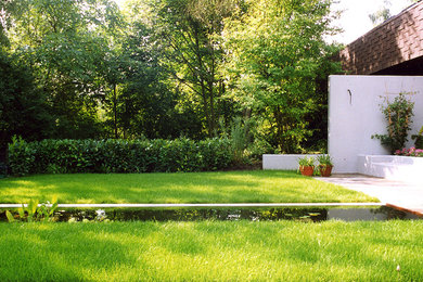 デュッセルドルフにあるコンテンポラリースタイルのおしゃれな庭の写真