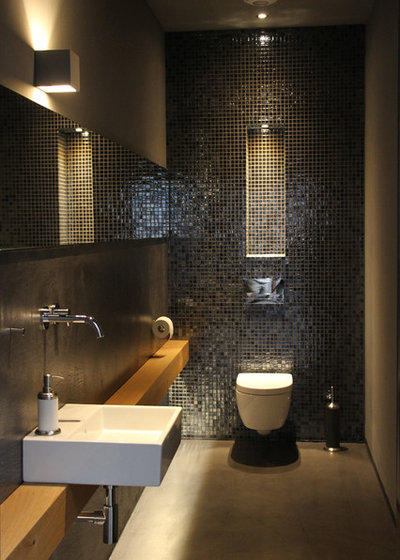 Modern Powder Room by Bjørn Buchholz