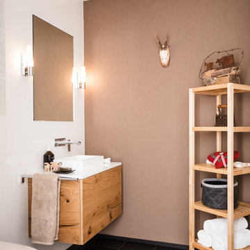 Neubau Bad, Dusche und Gäste Toilette im Alpen-Chic Style