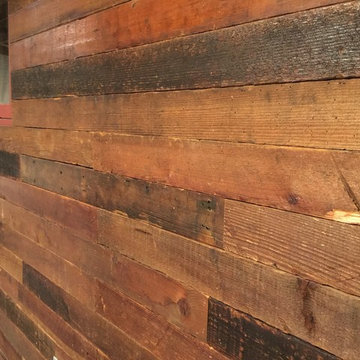 Omaha Old Growth - Reclaimed Wood Walls