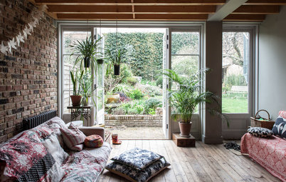 5 Breezy Living Rooms That Open to the Outdoors