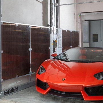 Car lift for super luxury cars