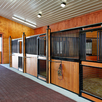 36'x72' 6 Stall Horse Barn