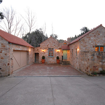 Adelaide Hills Villa Project