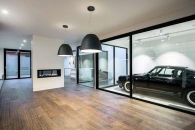 Example of a minimalist garage design in Melbourne