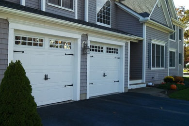 This is an example of a contemporary garage in Bridgeport.