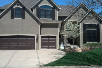 Example of an attached three-car garage design in Kansas City