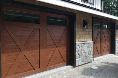 Garage - garage idea in Vancouver