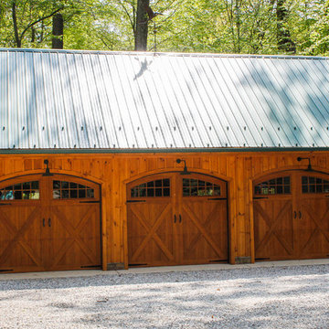 Detached garage in Elkton, MD