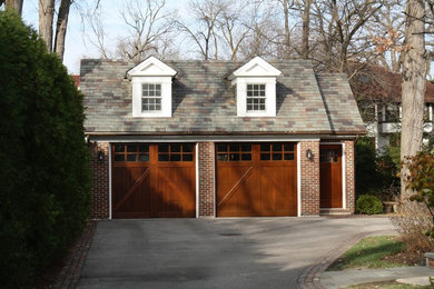 Example of a classic garage design in Chicago