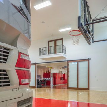 Garage Enthusiasts Dream