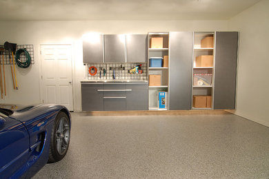 Traditional garage in New York.