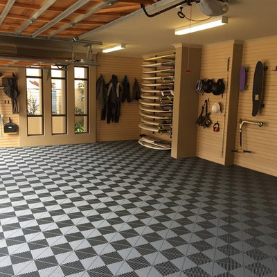 Huge urban attached three-car garage workshop photo in Perth