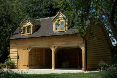 Inspiration for a traditional garage in Oxfordshire.
