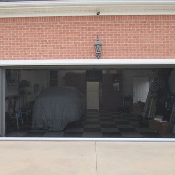 Garages - Retractable Motorized Screens