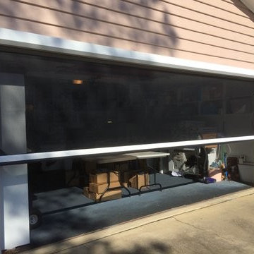 Garages - Retractable Motorized Screens