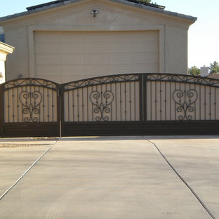 Large country attached two-car garage in Phoenix.