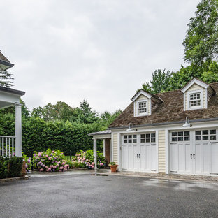 Georgian Colonial Garage & Guest House
