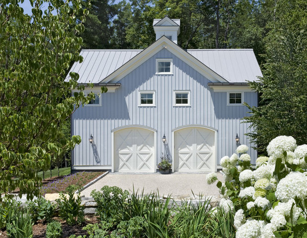 Farmhouse Garage by Crisp Architects