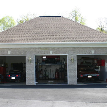 Home Car Garage with Lift