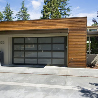 Trendy one-car garage photo in San Francisco