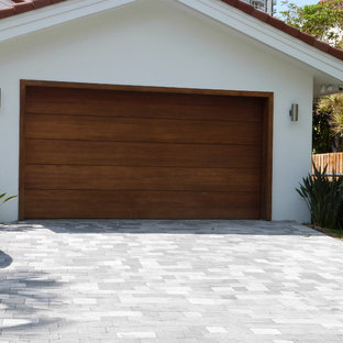 Idée de décoration pour un garage minimaliste.
