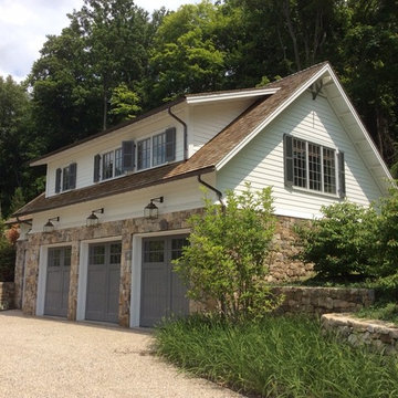 Litchfield Ct, Lake House