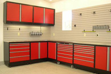 Ispirazione per grandi garage e rimesse minimalisti con ufficio, studio o laboratorio