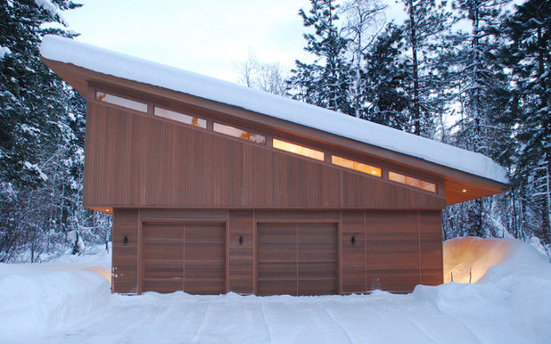 Trendy Garage by FINNE Architects