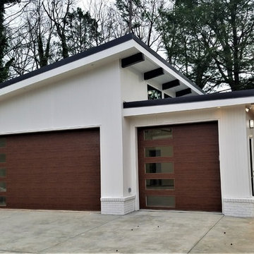 Mid-Century Garage