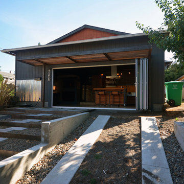 My Houzz: Couple's Two-Car Garage Becomes Their Chic New Home