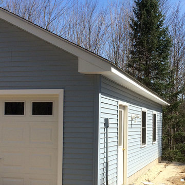 New Garage for an Existing Home - Maine