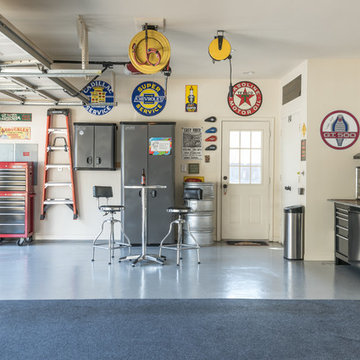 75 Industrial Garage Ideas You Ll Love, Interior Garage Decorating Ideas