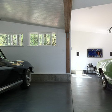 Midcentury Garage