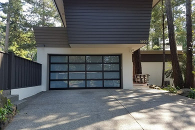 Photo of a modern garage in San Francisco.