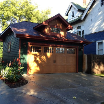 Racine, WI Garage