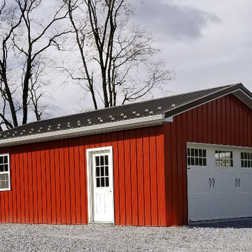 Red 1-Car Garage with Snow Guards